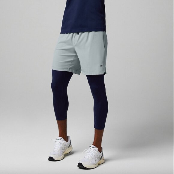Fabletics The Baselayer 3/4 Tight, Deep Navy, Medium, NWT - Picture 2 of 4